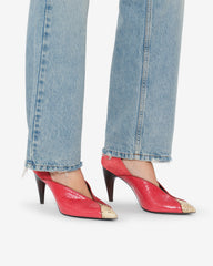 Luza Pumps