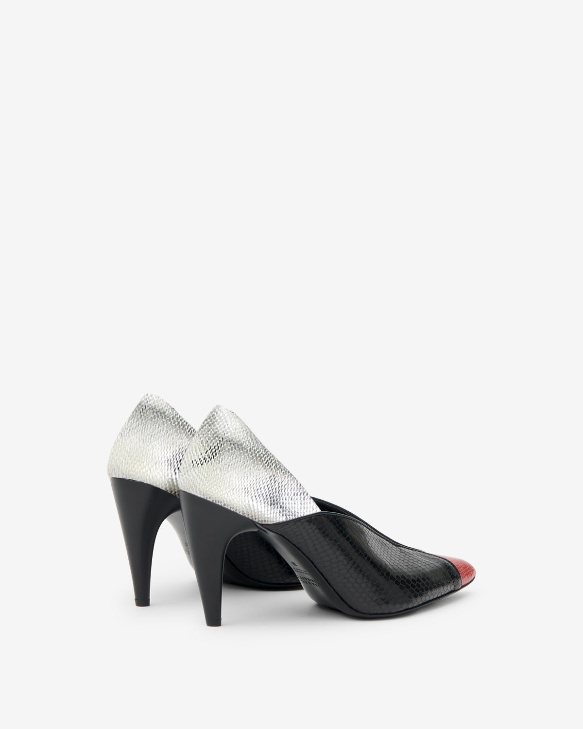 Luza Pumps