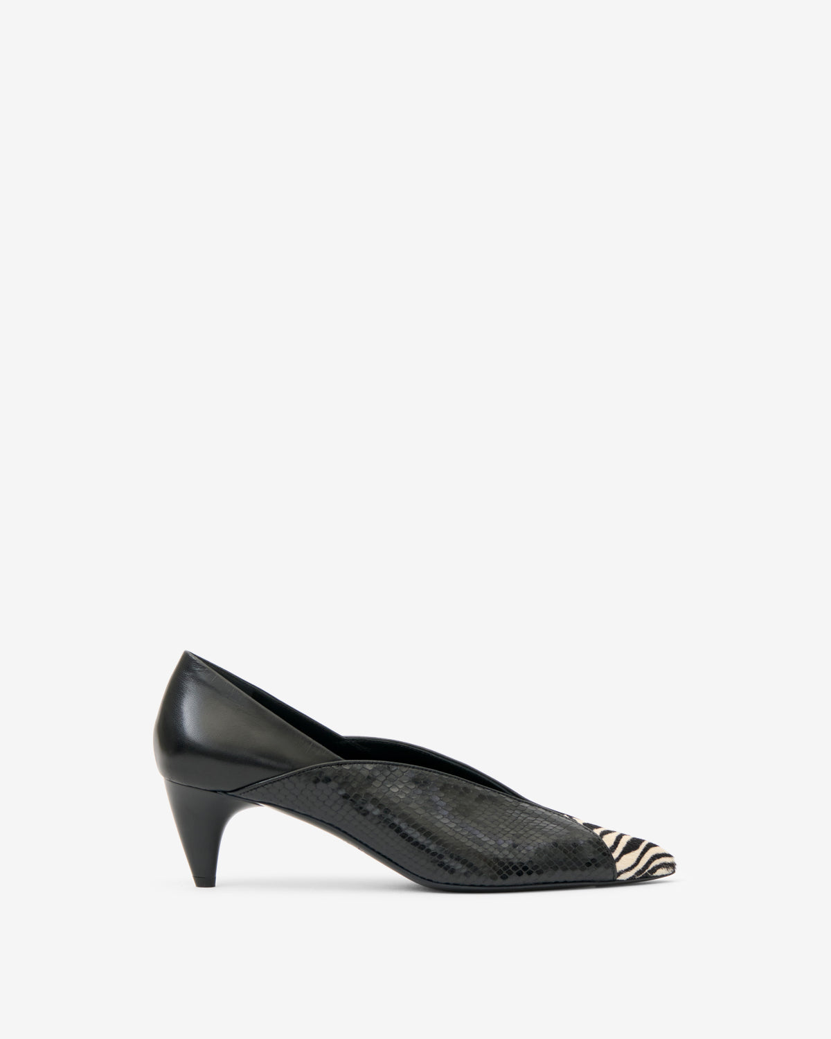 Ilou Pumps