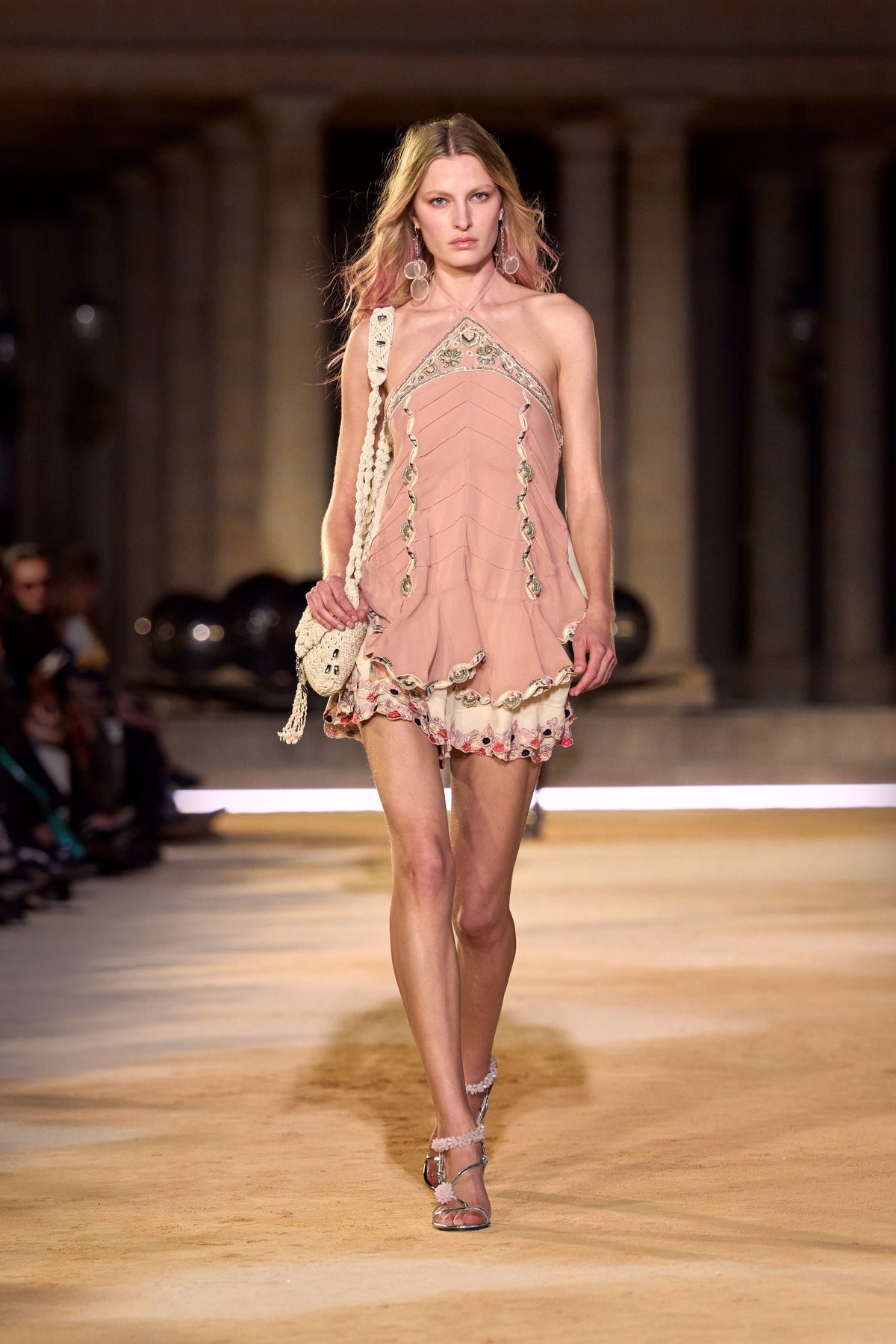 Look 19 [S27]