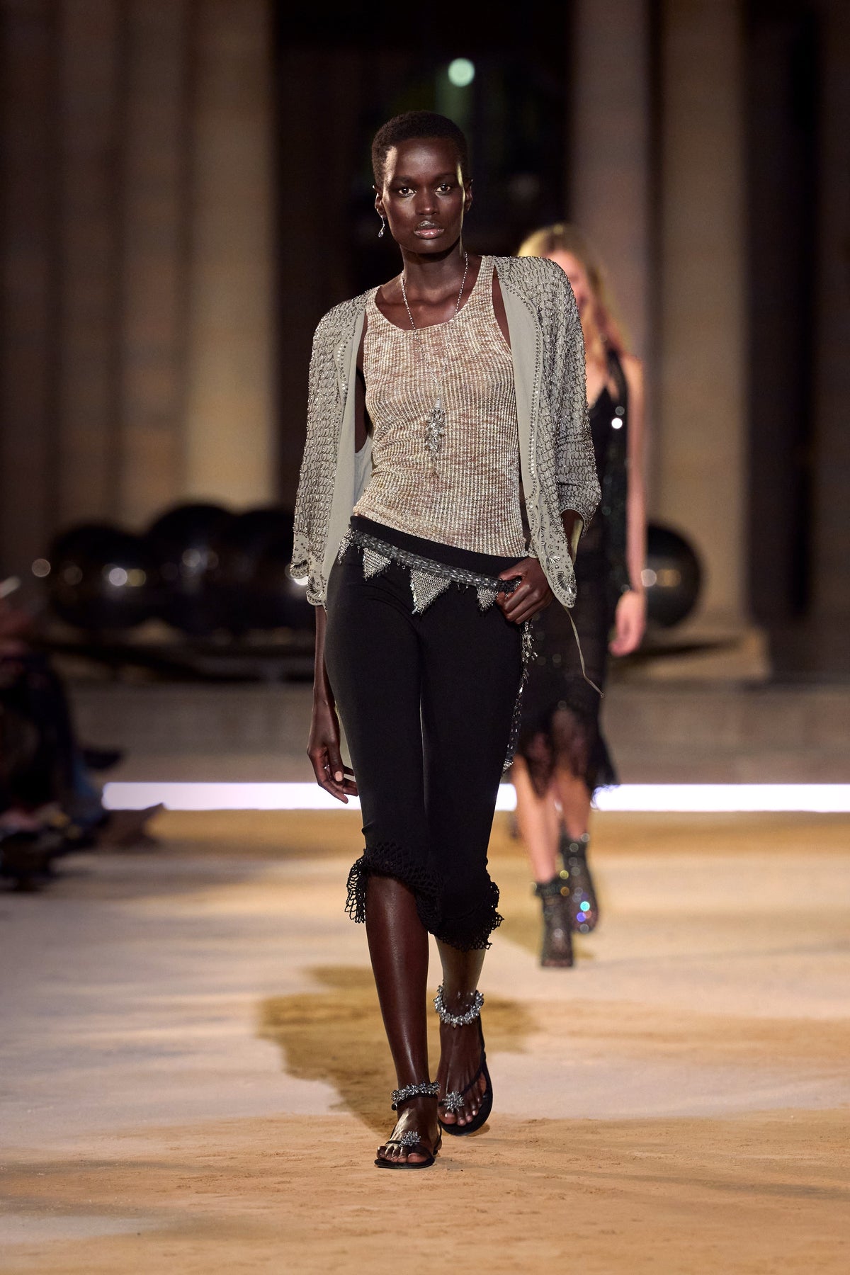 Look 47 [S27]
